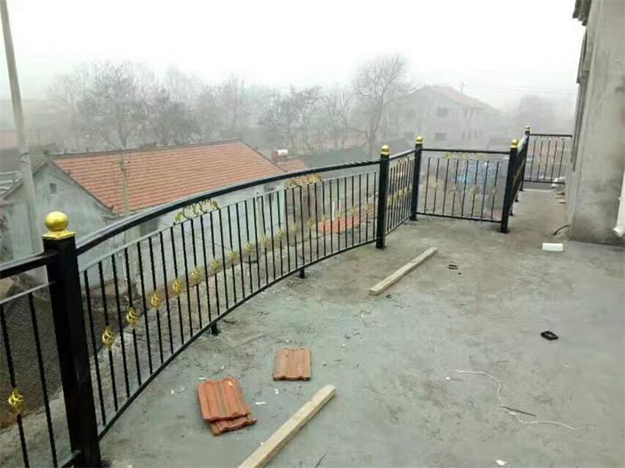 菏泽铁艺护栏图