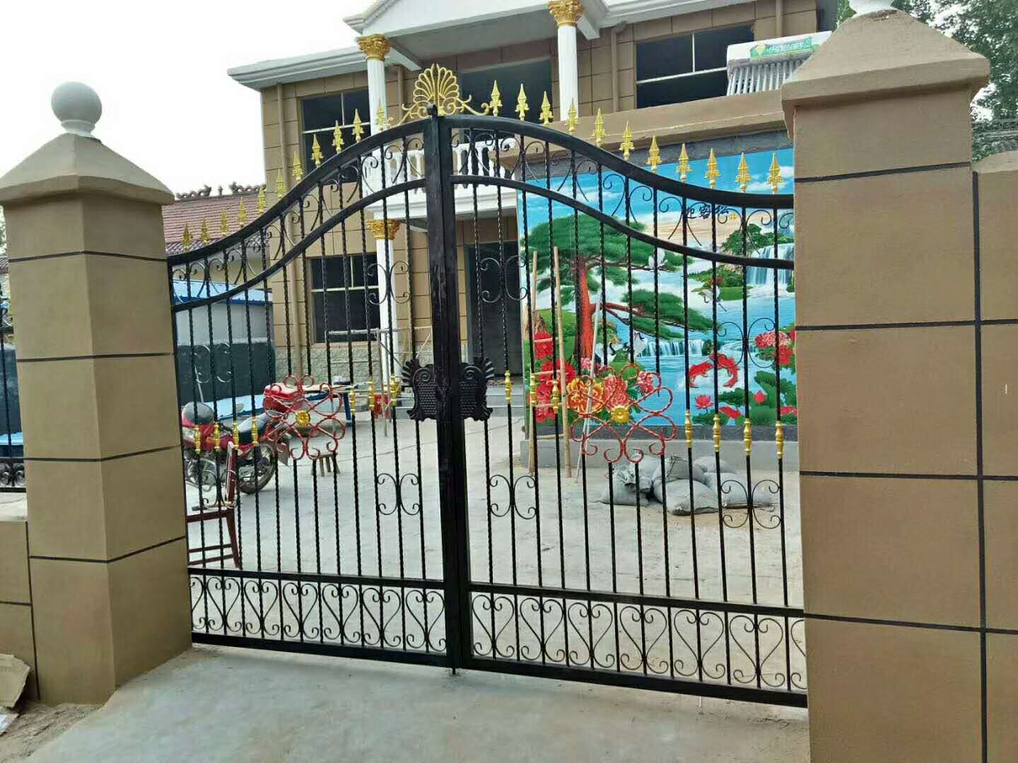 铁艺大门案例展示
